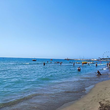 Apartamento 150 Metros De La Playa Torremolinos Eksteriør billede